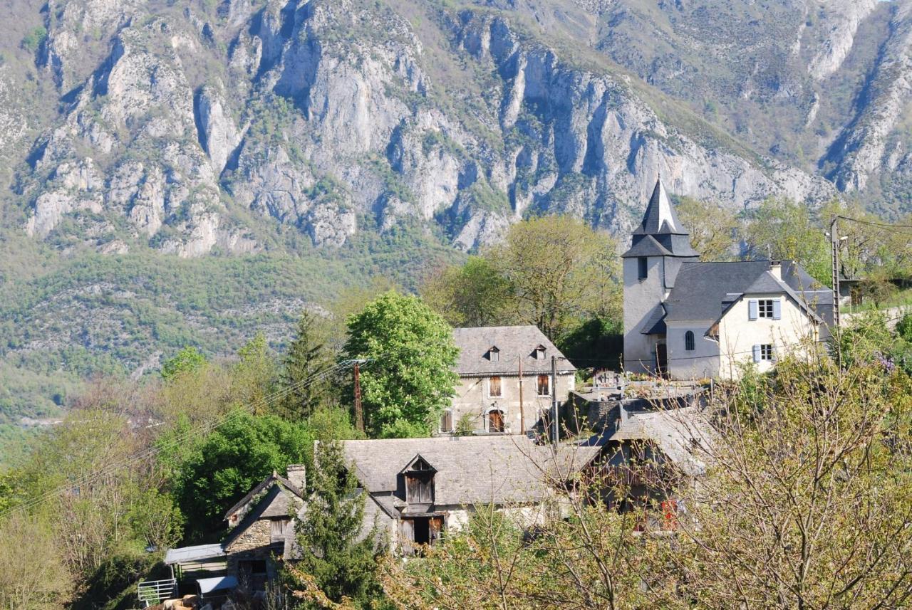 Auberge St P Vegetarien Bnb Saint-Pastous Exterior foto